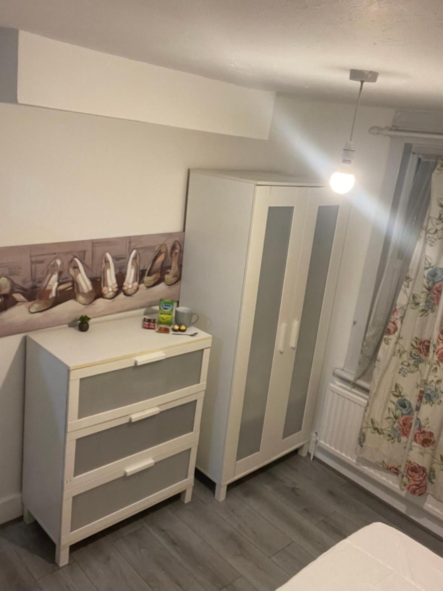 Cozy Rooms 25 Min Liverpool Street Londres Exterior foto