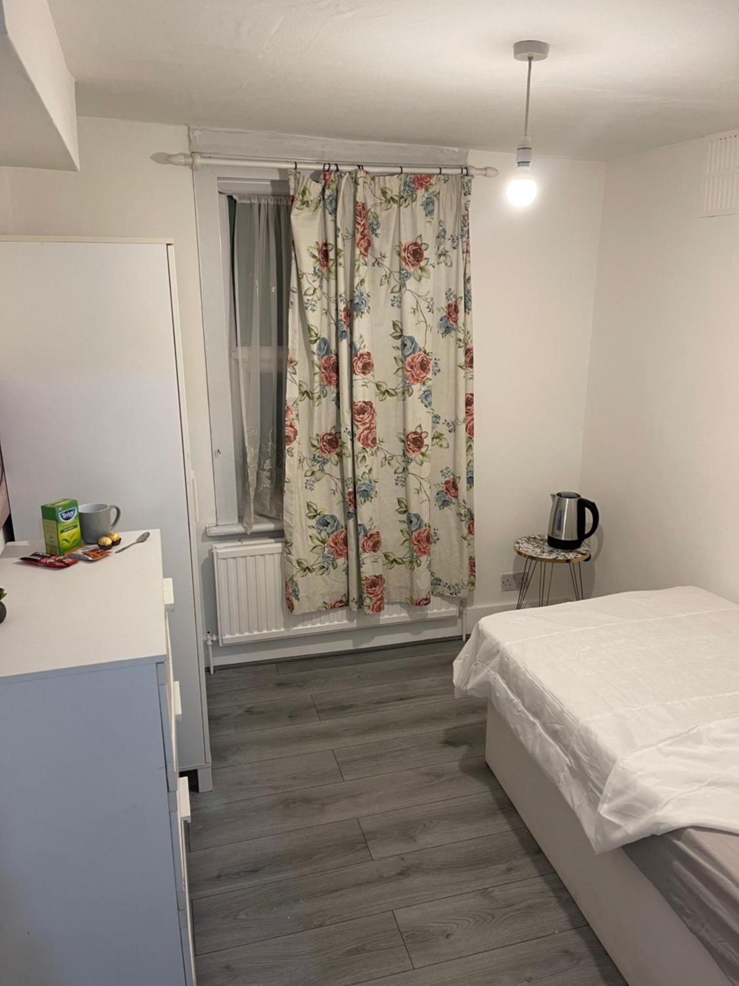 Cozy Rooms 25 Min Liverpool Street Londres Exterior foto