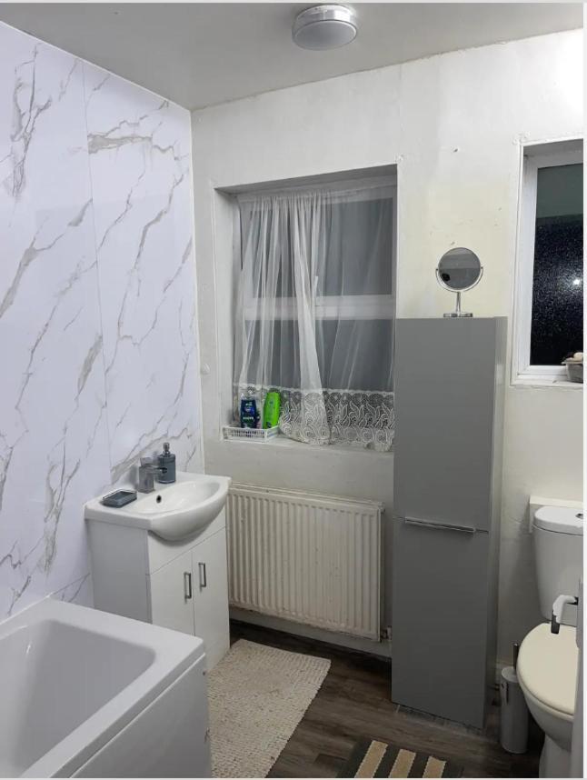 Cozy Rooms 25 Min Liverpool Street Londres Exterior foto